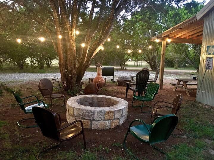 #3 Wrangler~Bandera Tin Star~Bandera, Tx. Appartement Buitenkant foto